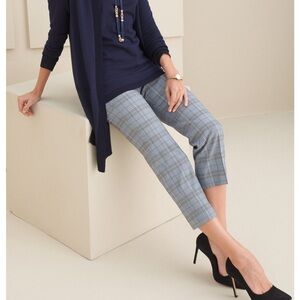 Chico's Size 1 (US size 8) Brigitte Plaid Straight Crops